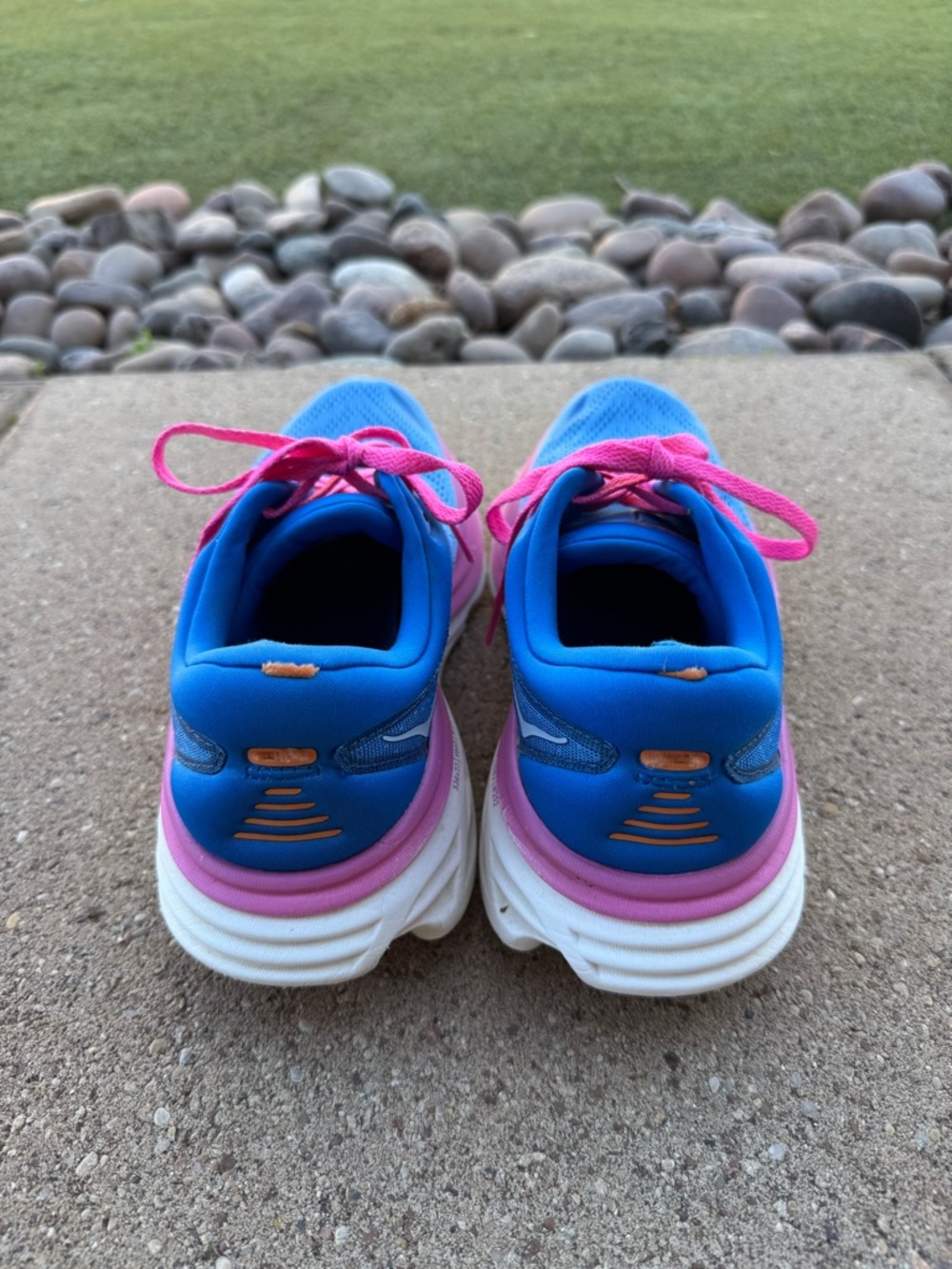 HOKA One Bondi 8 Women’s Size 9.5 - Picture 4 of 7
